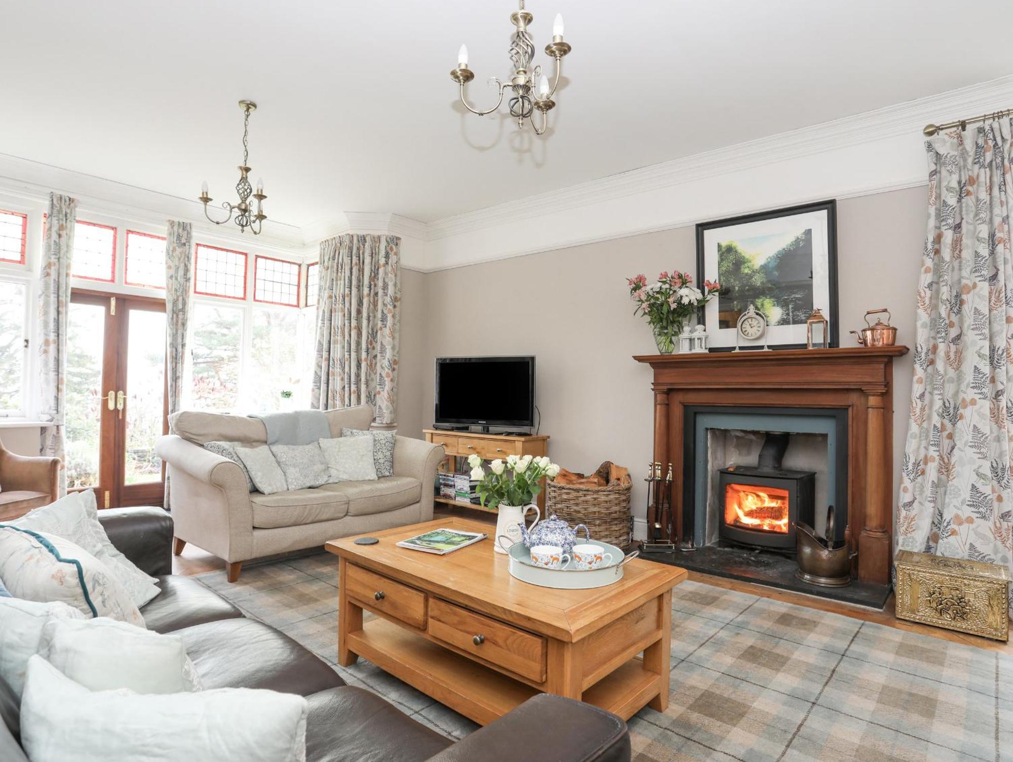 Villa Ty'N Y Cae à Llanbedr-y-cennin Extérieur photo